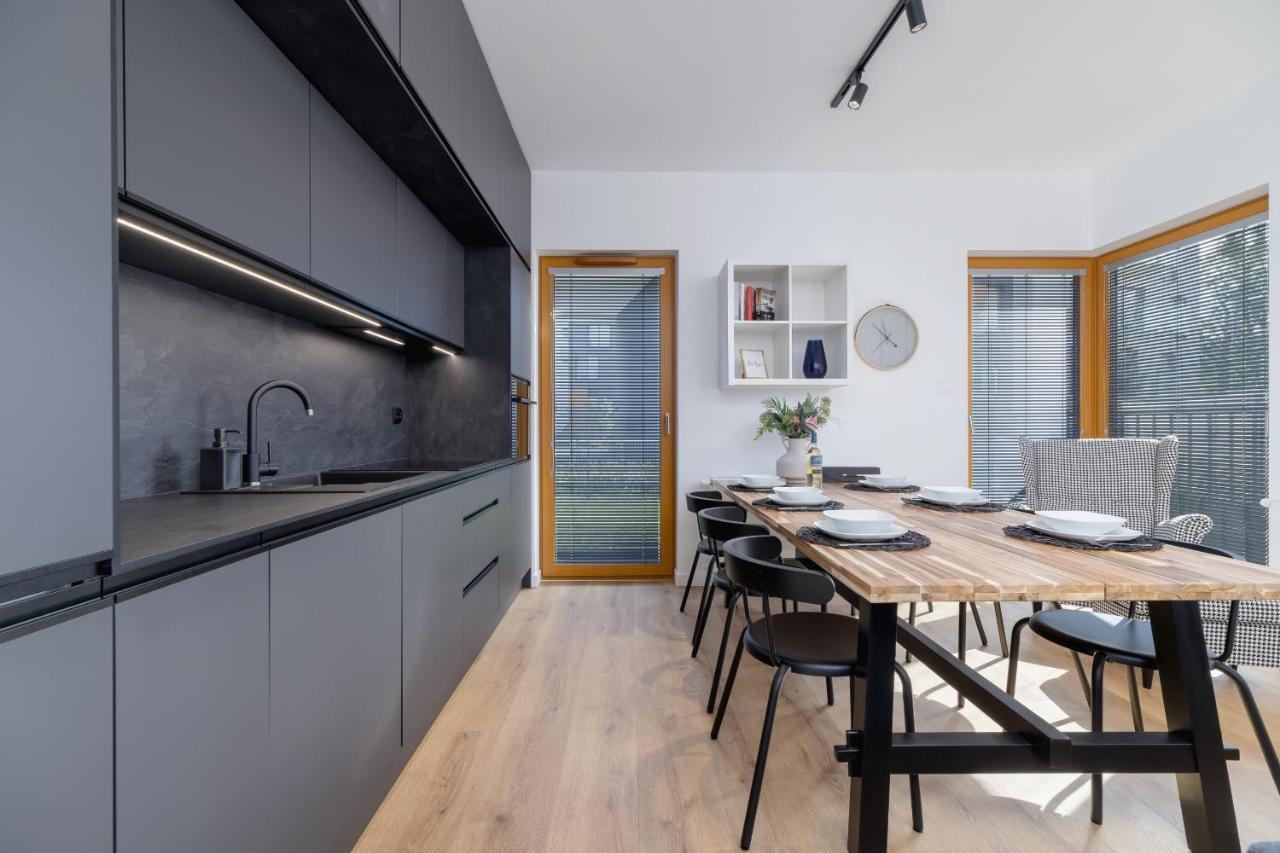 Apartments Cracow Rakowicka By Noclegi Renters Cracovia Exterior foto